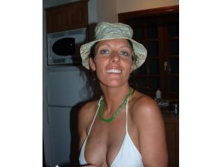 Amore e incontri Pescara - Beba: alta 173cm, 62kg, cerco uomo vicino