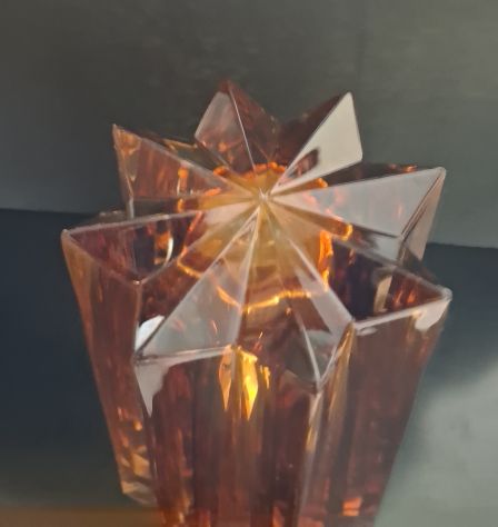 Vaso Art Déco in vetro ambra a forma di stella. - Foto 4