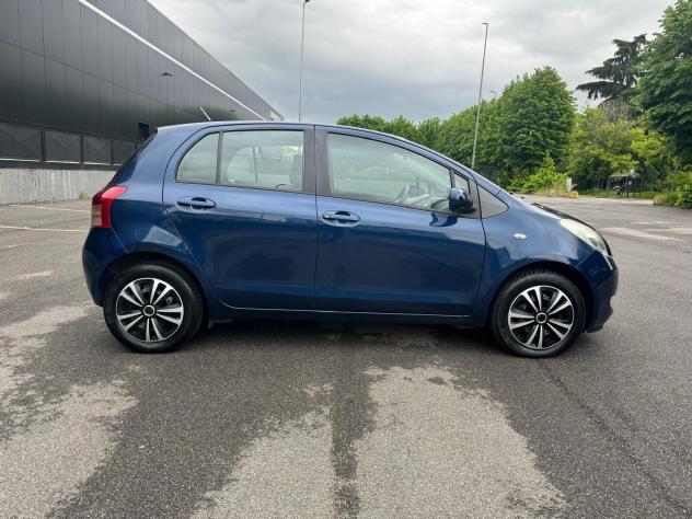 Toyota Yaris 1.3 5 porte - Foto 5
