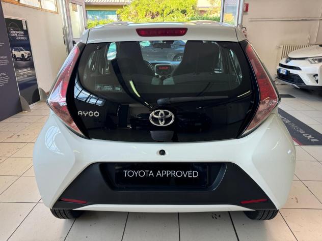 Toyota Aygo Aygo 5p 1.0 x-black tss - Foto 7