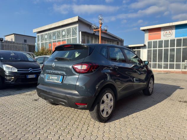Renault Captur ADATTA A NEOPATENTATI 0.9 TCE GPL - Foto 5