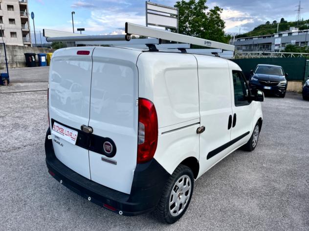 Fiat Doblo 1.6 MJT 105CV 3 posti - Foto 6