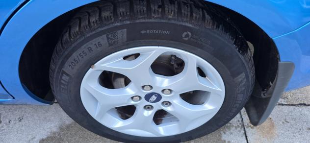 Ford Focus 2.0 (145CV) 5p. Bz.- GPL Tit. - Foto 10