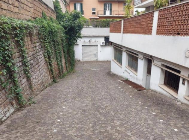 Immobile in asta di 670 m² con più di 5 locali in vendita a Roma - Foto 8