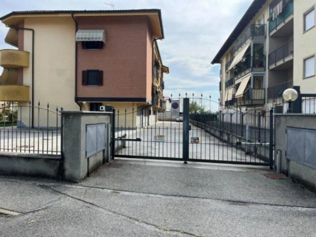 Immobile in asta di 90 m², box auto in vendita a Airasca - Foto 2
