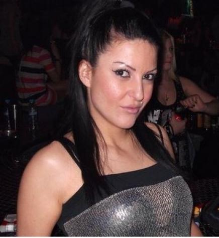 Donna di Udine. Fisico Normale Tel: