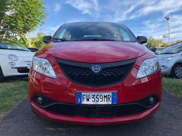 Lancia Ypsilon 1.2 69 CV 5 porte Gold KM 30000 - Foto 2
