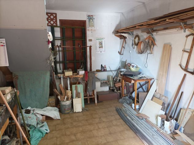 Belpasso garage + ammezzato di 2 vani - Foto 3