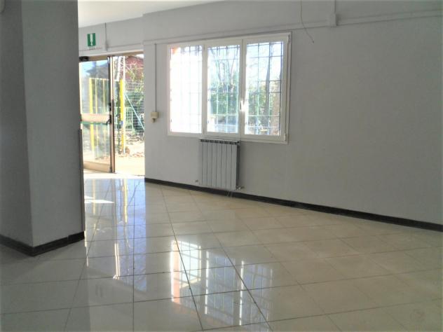 Locale comm.le/Fondo in vendita a Zone - Capannori 220 mq Rif: 778466 - Foto 2