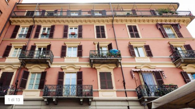 APPARTAMENTO APPENA RISTRUTTURATO IN PIAZZA SANTA GIULIA