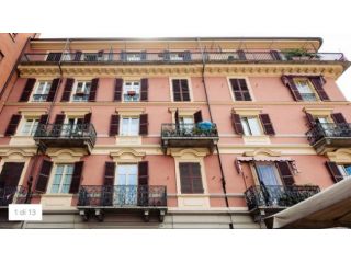 APPARTAMENTO APPENA RISTRUTTURATO IN PIAZZA SANTA GIULIA