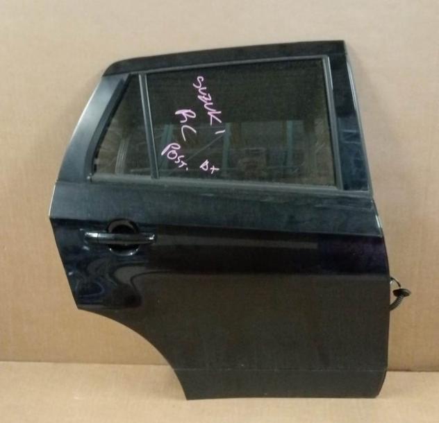 PORTA POST. DX. C/O ALZ. El. e SERR 999-U1305412 Carrozzeria  Lamierati esterni  Porte  Porta post. dx. SUZUKI - SX4 S-Cross - 01-09-2013 - 01-08-2016