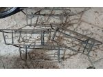 Fioriere portavasi vintage in ferro battuto non industriale, ma reale