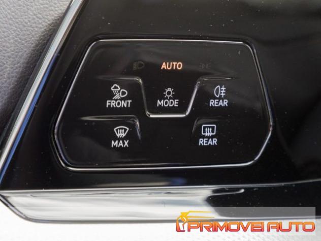 VOLKSWAGEN Golf 1.5 TSI 150 CV EVO ACT rif. 21357340 - Foto 10