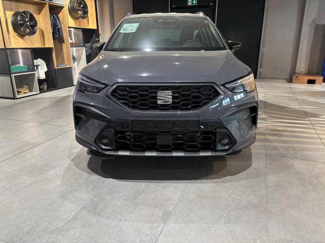 SEAT Arona 1.0 ecotsi Black Edition 115cv DSG Vision e Keyless Pack - Foto 2