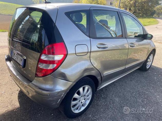 MERCEDES Classe A (W/C169) A 150 Elegance - Foto 2