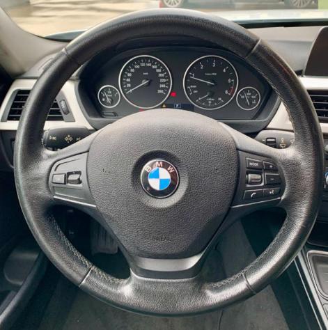 BMW 320 d xDrive Touring automatico pelle totale rif. 24031819 - Foto 8