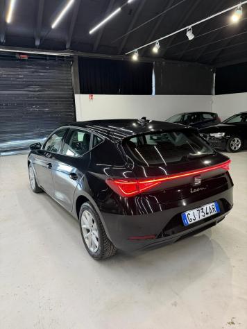 Seat Leon 2.0 TDI 150 CV DSG FR - Foto 6