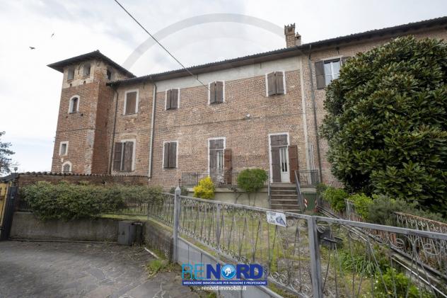 RIF. VIL7072 - INVERNO E MONTELEONE - Porzione di castello: abitazione di 5 locali e doppi servizi, cantina/taverna e giardino privato. - Foto 6