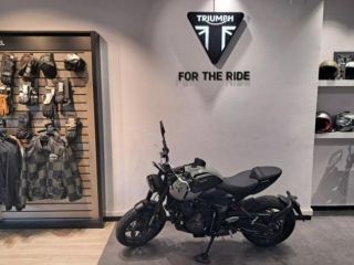 TRIUMPH Trident 660 . rif. 24198530