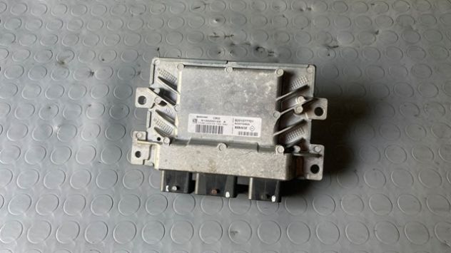 Centralina motore Renault Clio 1.2 del 2010 (8201077701)