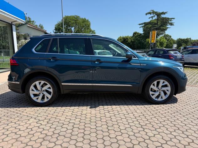 Volkswagen Tiguan 2.0 TDI 150 CV SCR DSG 4MOTION Life - Foto 5