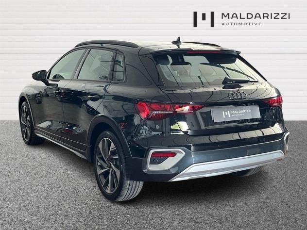 Audi A3 IV 2024 allstreet allstreet 2.0 tdi Identity Contrast 150cv s-tronic - Foto 4