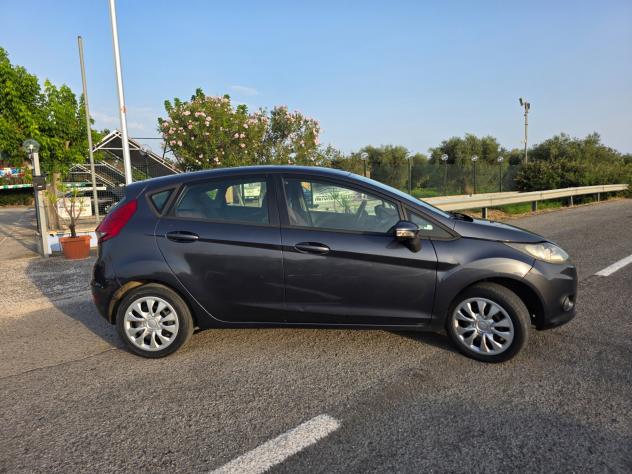 Ford Fiesta 1.4 TDCi 5p. Ghia - Foto 4