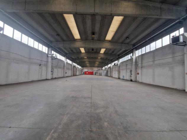 Immobile di 1920 m² con più di 5 locali in affitto a Rho - Foto 17