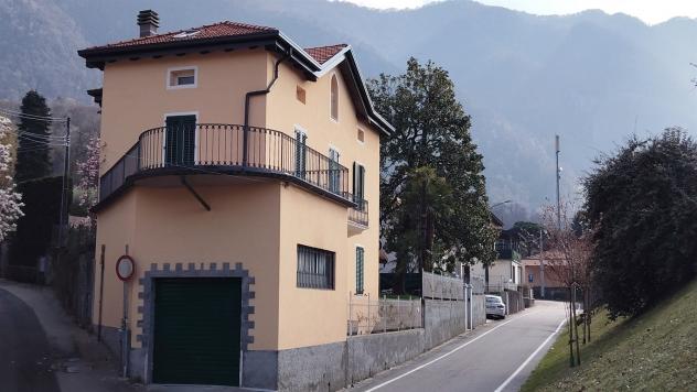 LAGO MAGGIORE CASTELVECCANA LOCALITA' CALDÈ Villa d'epoca completamente ristrutturata. Indipendente. Classe energetica A1