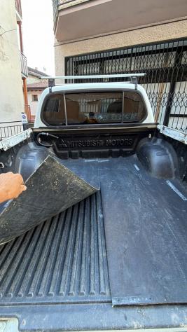 Mitsubishi L200 2.5 DI-D/178CV DC Intense Plus DPF - Foto 9