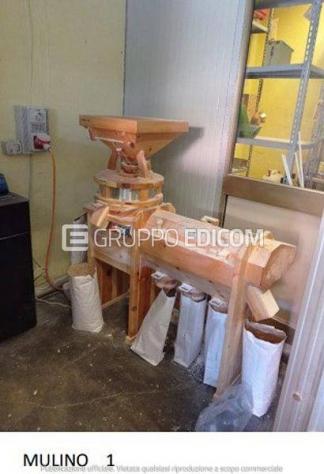 Negozi, botteghe in vendita a Campagna Lupia - Rif. 4561620