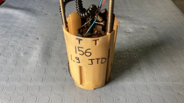 Pompa carburante Alfa Romeo 156 1.9JTD del 2000 (0580303012) - Foto 2