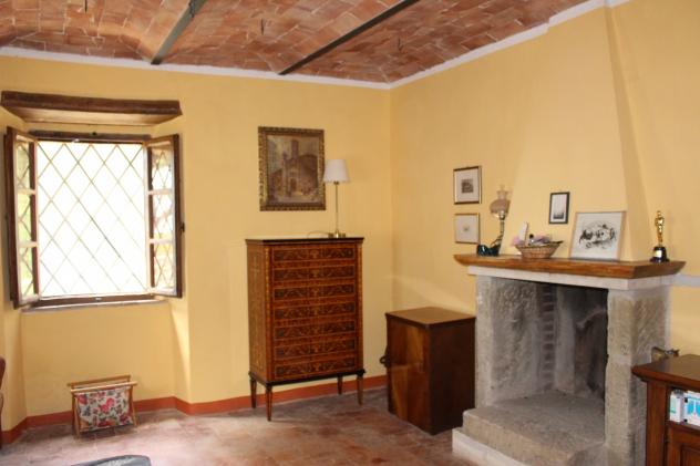 RUSTICO di 7 vani e di 250 mq (MANCIANO) rif. POGGIO650 - Foto 6