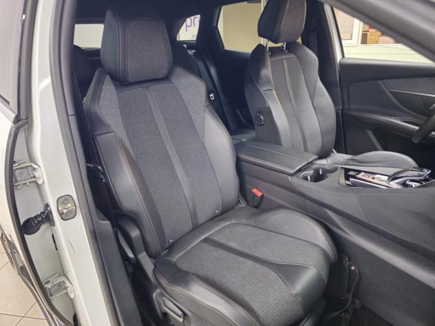 PEUGEOT 3008 BLUEHDI 130cv S&S EAT8 GT LINE - Foto 9