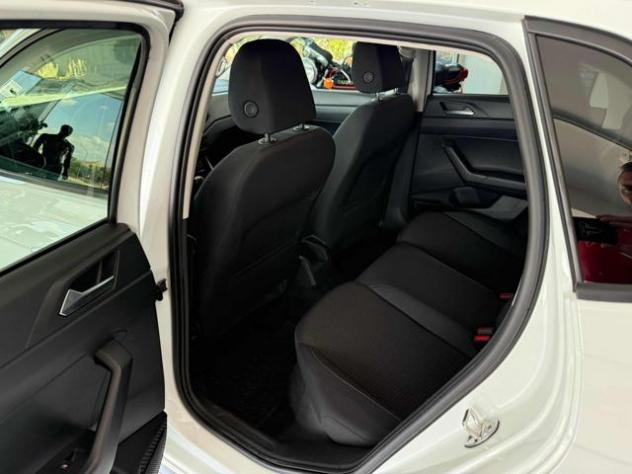 VOLKSWAGEN Polo 1.6 TDI 95 CV 5p. R-line BlueMotion Technolog rif. 24066582 - Foto 10