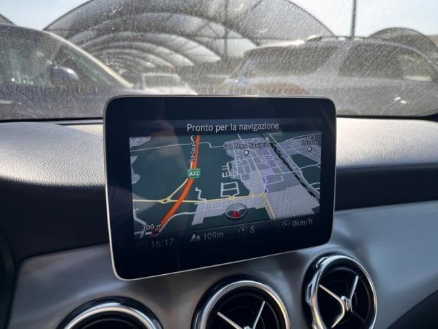 Mercedes-benz GLA 200 d 2.2 Aut 136CV 4Matic Premium NEOPATENTATI 09/2018 EURO 6B - Foto 4