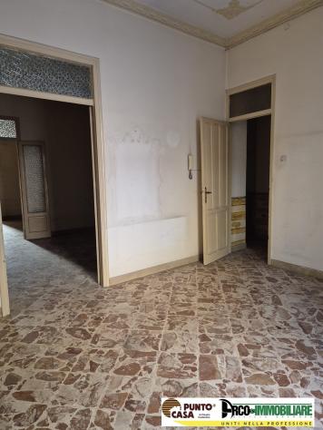Capaci – Corso Vittorio Emanuele Ampio appartamento di 130 mq - Foto 15