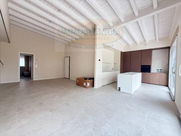 Villa bifamiliare - Comazzo . Rif.: ES