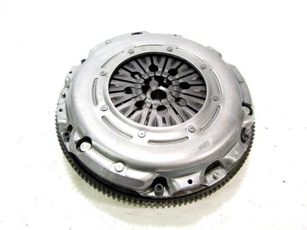 837397 KIT VOLANO E FRIZIONE CON SPINGIDISCO VALEO AUDI A3 2.0 TDI 103 KW RICAMBIO USATO