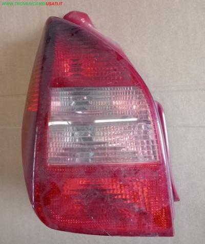 FANALE POST.S. ROSATO CITROEN C2 (A6) 999-U48303 Parti elettriche  Fanaleria  Fanali  Fanale post. sx. CITROEN - C2 - 01-09-2003 - 01-10-2008, CITROEN