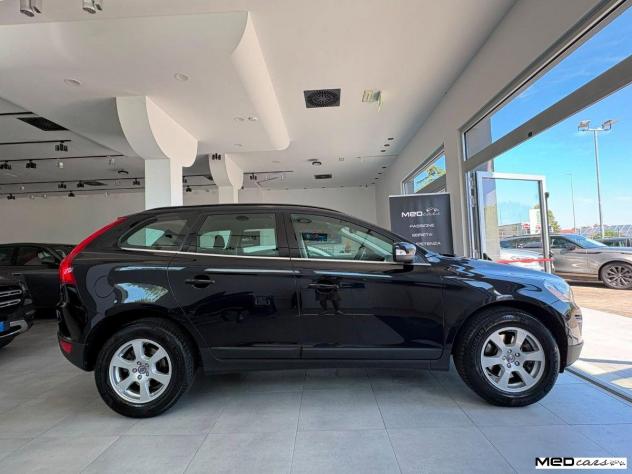 VOLVO - XC60 - D3 Geartronic Momentum
