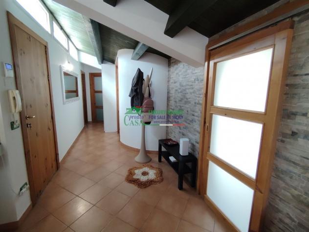 Rif:2689 - Mansarda ristrutturata con terrazzino nel cuore di Comiso - Foto 5