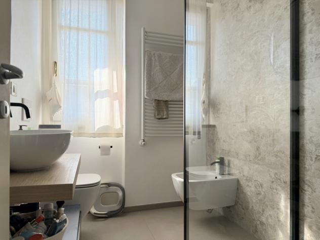 RONCHI, in piccolo complesso residenziale, appartamento al primo piano con ingresso indipendente, ampia terrazza abitabile. Si compone di soggiorno, c - Foto 15