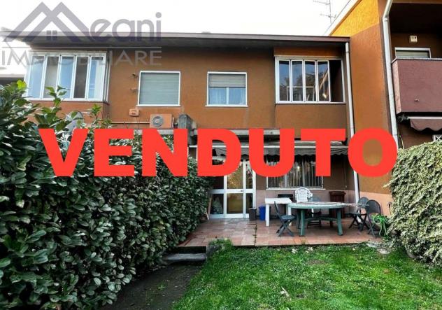 206 - VENDUTO - VILLETTA A SCHIERA CON GIARDINO!