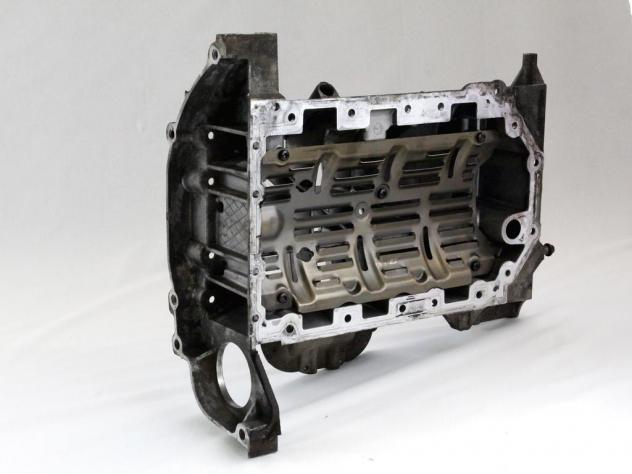 4H2Q-6U004-FA COPPA OLIO MOTORE PARTE SUPERIORE LAND ROVER RANGE ROVER SPORT 2.7 D 4X4 140KW AUT 5P (2006) RICAMBIO USATO