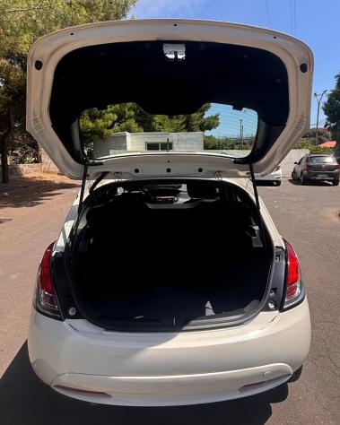 Lancia Ypsilon 1.2 69 CV 5 porte GPL Ecochic Silver - Foto 5