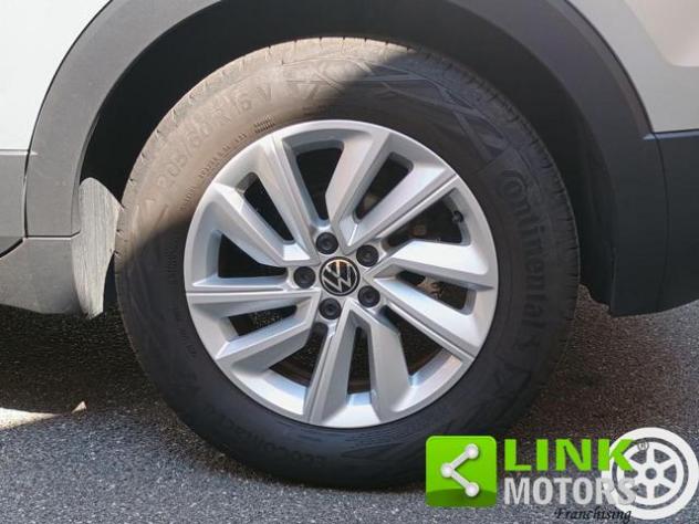 VOLKSWAGEN T-Cross 1.0 TSI 110 CV DSG Style rif. 23989564 - Foto 8
