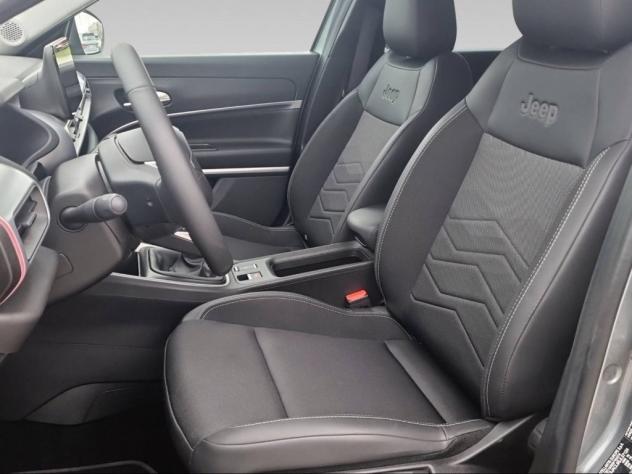 Jeep Avenger 1.2 turbo Summit fwd 100cv - Foto 10
