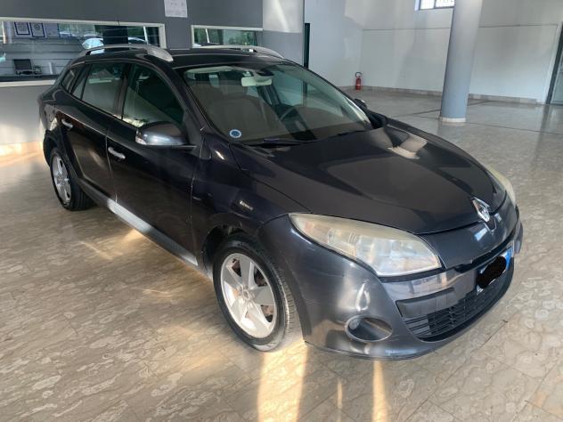 Renault Megane Mane 1.5 dCi 110CV SporTour Dynamique - Foto 2